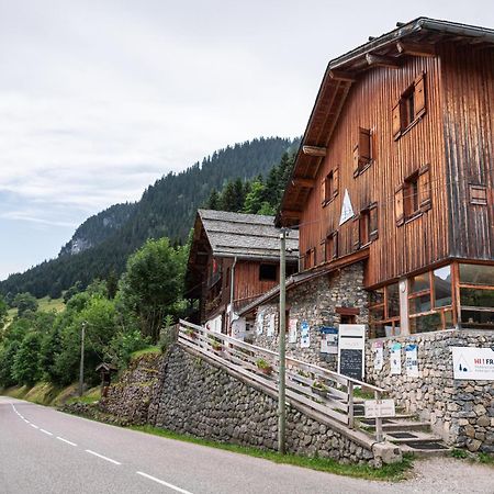 Auberge De Jeunesse Hi La Clusaz Luaran gambar
