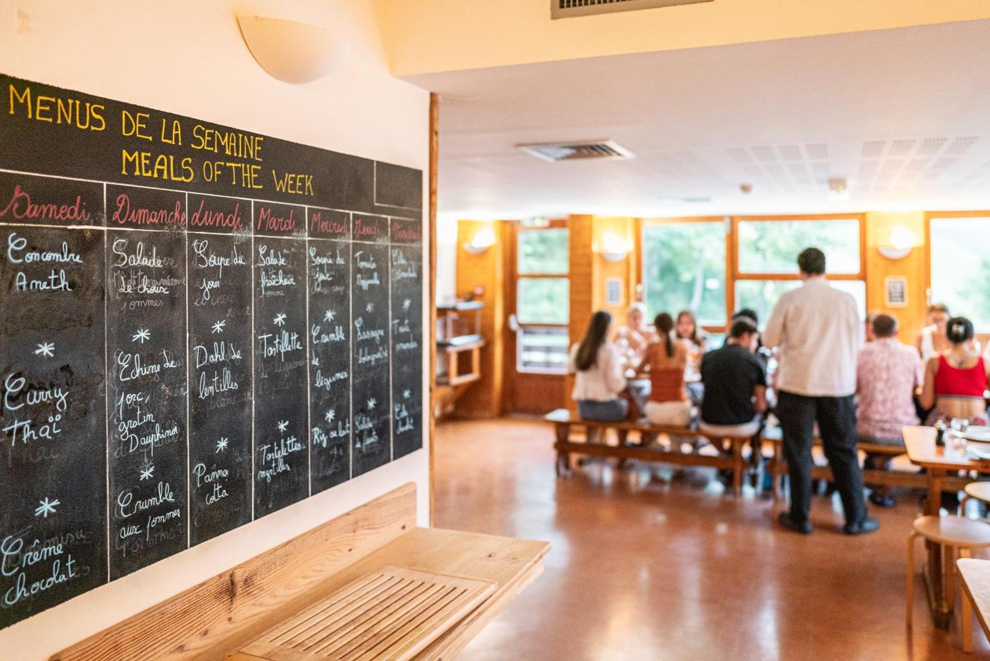 Auberge De Jeunesse Hi La Clusaz Luaran gambar