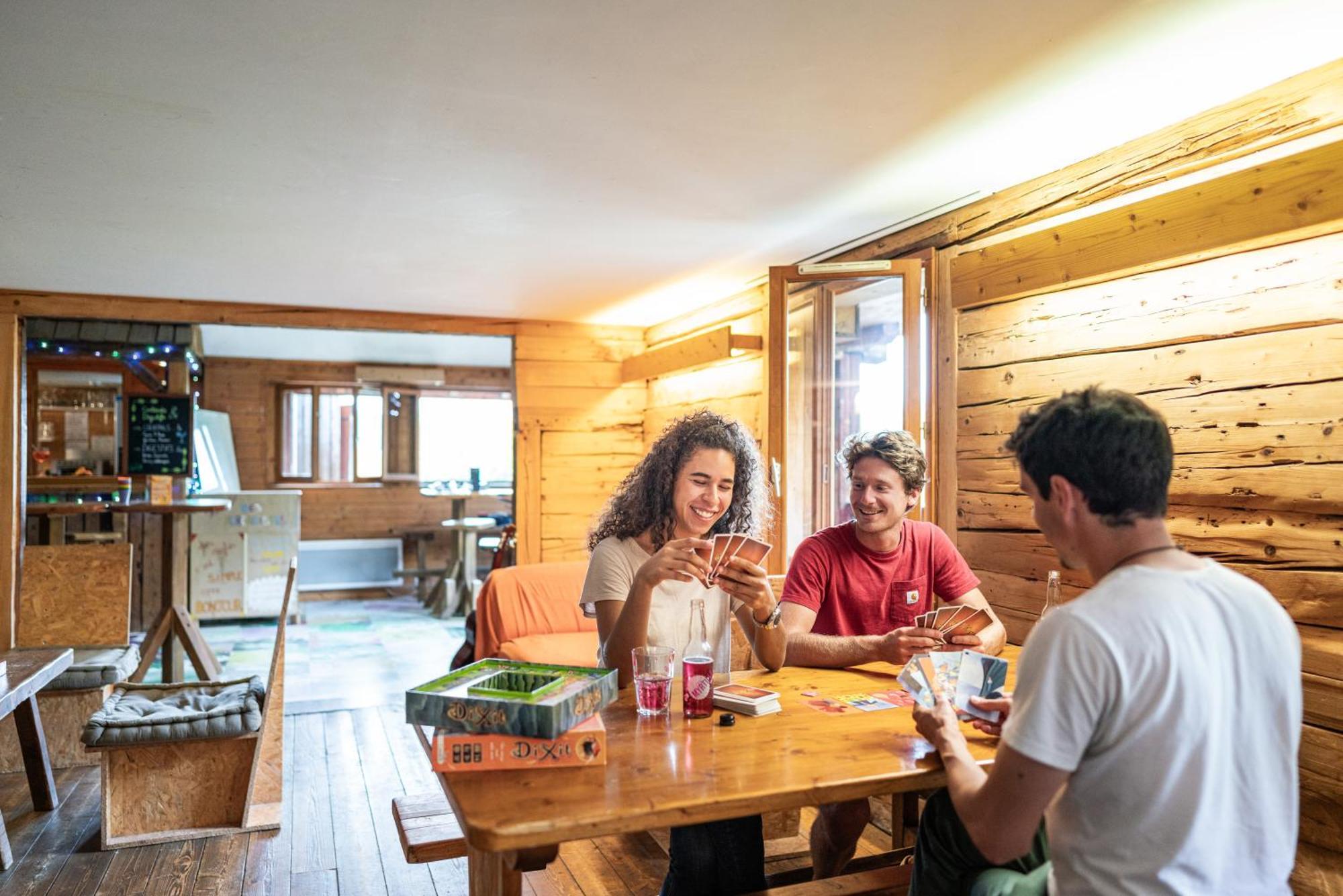 Auberge De Jeunesse Hi La Clusaz Luaran gambar