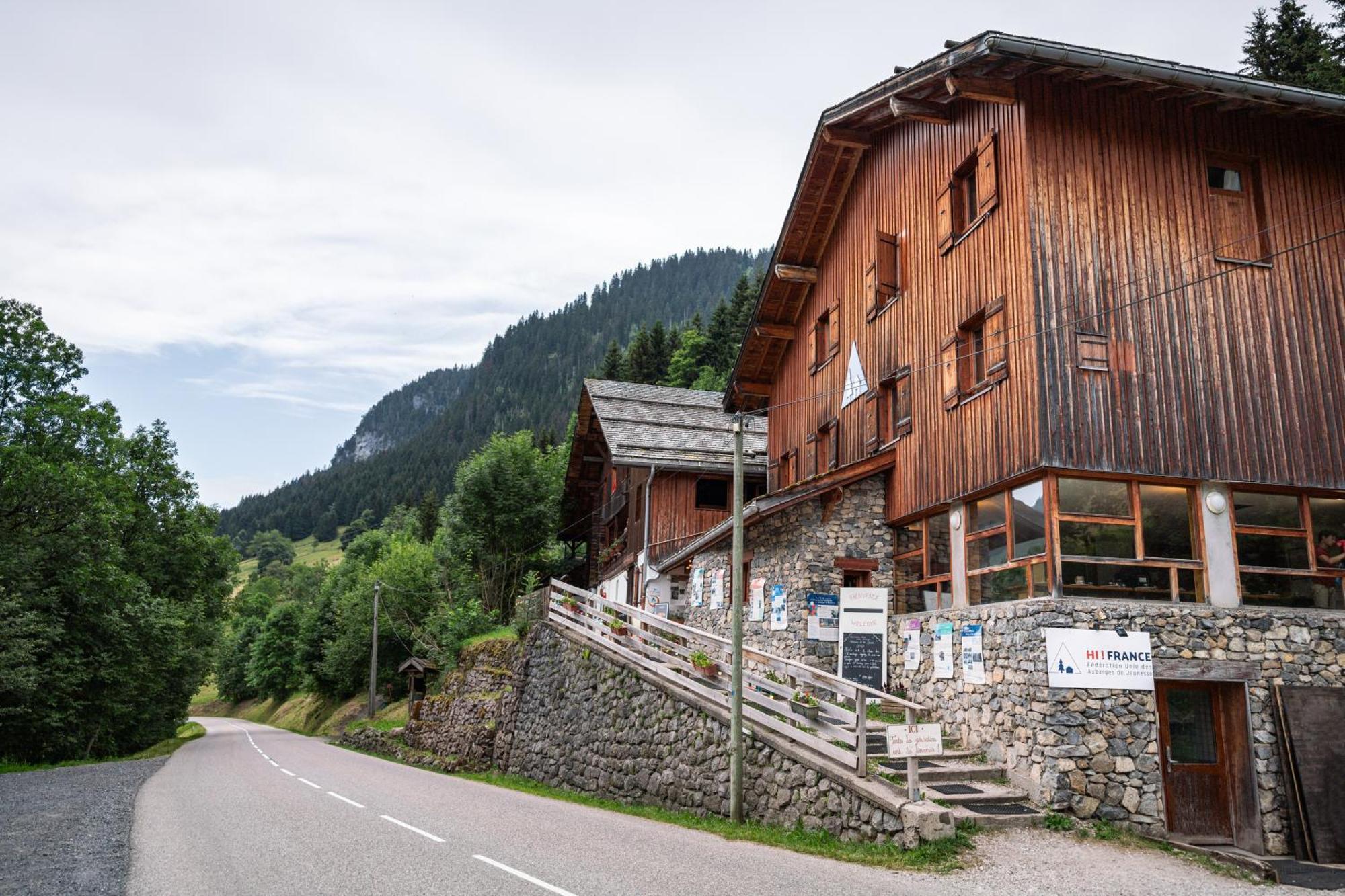 Auberge De Jeunesse Hi La Clusaz Luaran gambar