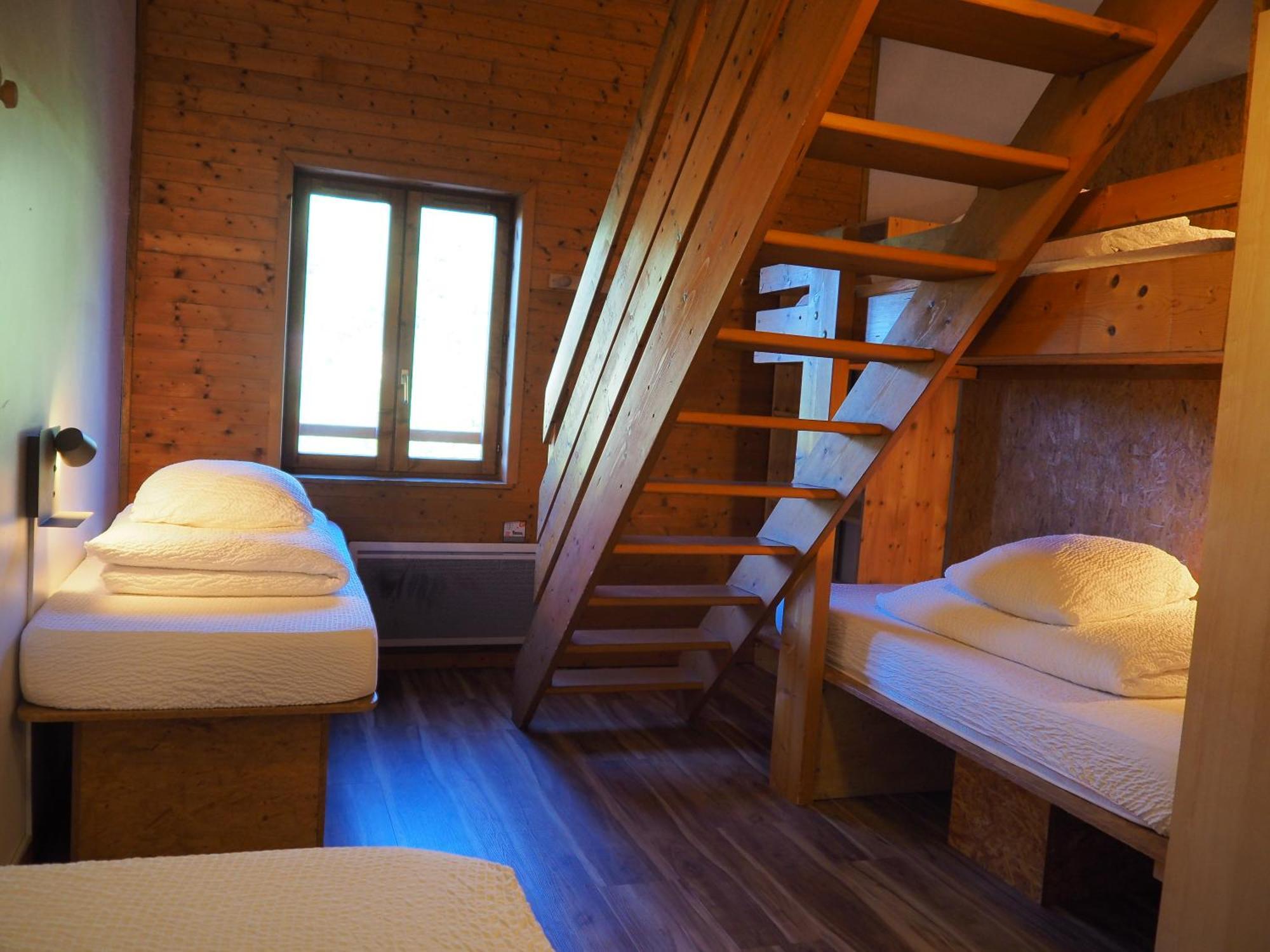 Auberge De Jeunesse Hi La Clusaz Luaran gambar